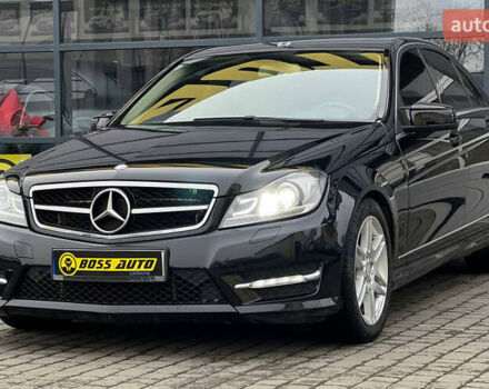 Чорний Мерседес Ц-Клас, об'ємом двигуна 3.5 л та пробігом 153 тис. км за 11999 $, фото 2 на Automoto.ua