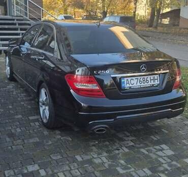 Чорний Мерседес Ц-Клас, об'ємом двигуна 1.8 л та пробігом 152 тис. км за 9800 $, фото 8 на Automoto.ua