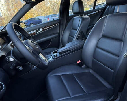 Чорний Мерседес Ц-Клас, об'ємом двигуна 1.8 л та пробігом 112 тис. км за 12900 $, фото 17 на Automoto.ua