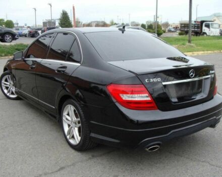 Чорний Мерседес Ц-Клас, об'ємом двигуна 3.5 л та пробігом 89 тис. км за 7600 $, фото 3 на Automoto.ua