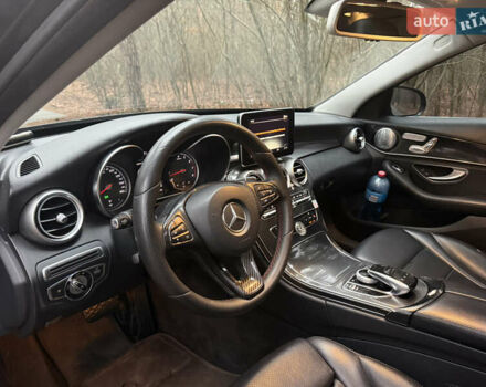 Черный Мерседес Ц-Класс, объемом двигателя 1.99 л и пробегом 170 тыс. км за 15300 $, фото 6 на Automoto.ua