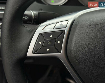 Чорний Мерседес Ц-Клас, об'ємом двигуна 1.8 л та пробігом 111 тис. км за 12900 $, фото 47 на Automoto.ua