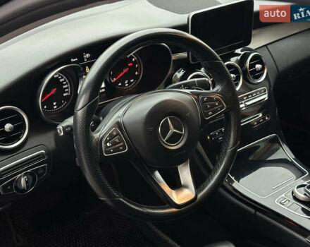 Чорний Мерседес Ц-Клас, об'ємом двигуна 2 л та пробігом 150 тис. км за 15950 $, фото 34 на Automoto.ua