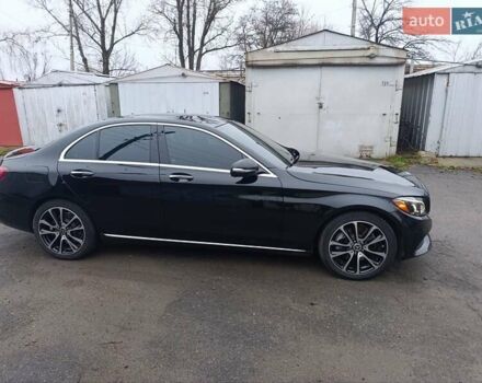 Черный Мерседес Ц-Класс, объемом двигателя 1.99 л и пробегом 110 тыс. км за 19100 $, фото 11 на Automoto.ua