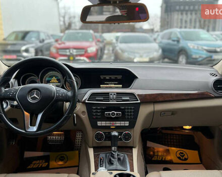 Чорний Мерседес Ц-Клас, об'ємом двигуна 3.5 л та пробігом 153 тис. км за 11999 $, фото 14 на Automoto.ua