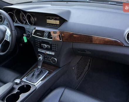 Чорний Мерседес Ц-Клас, об'ємом двигуна 1.8 л та пробігом 112 тис. км за 12900 $, фото 20 на Automoto.ua