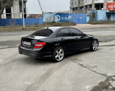 Черный Мерседес Ц-Класс, объемом двигателя 1.8 л и пробегом 160 тыс. км за 7999 $, фото 3 на Automoto.ua