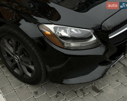 Чорний Мерседес Ц-Клас, об'ємом двигуна 2 л та пробігом 150 тис. км за 15950 $, фото 16 на Automoto.ua