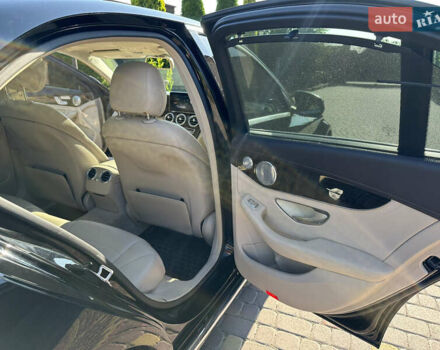 Черный Мерседес Ц-Класс, объемом двигателя 1.99 л и пробегом 130 тыс. км за 21700 $, фото 12 на Automoto.ua