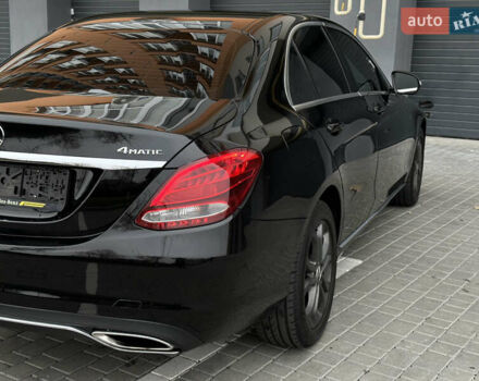 Чорний Мерседес Ц-Клас, об'ємом двигуна 2 л та пробігом 150 тис. км за 15950 $, фото 11 на Automoto.ua