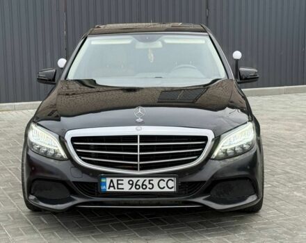 Черный Мерседес Ц-Класс, объемом двигателя 1.8 л и пробегом 110 тыс. км за 8500 $, фото 3 на Automoto.ua