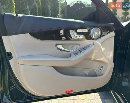 Черный Мерседес Ц-Класс, объемом двигателя 1.99 л и пробегом 130 тыс. км за 21700 $, фото 8 на Automoto.ua