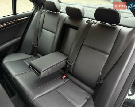 Чорний Мерседес Ц-Клас, об'ємом двигуна 1.8 л та пробігом 111 тис. км за 12900 $, фото 34 на Automoto.ua