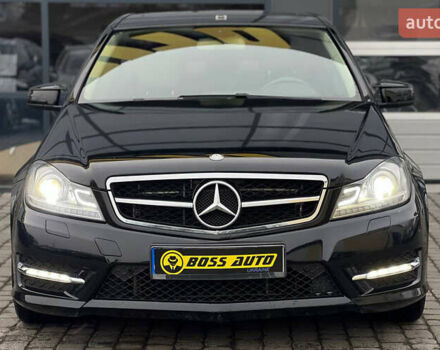 Чорний Мерседес Ц-Клас, об'ємом двигуна 3.5 л та пробігом 153 тис. км за 11999 $, фото 1 на Automoto.ua