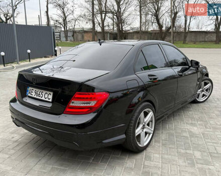 Чорний Мерседес Ц-Клас, об'ємом двигуна 1.8 л та пробігом 165 тис. км за 7999 $, фото 13 на Automoto.ua