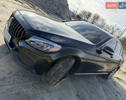 Чорний Мерседес Ц-Клас, об'ємом двигуна 1.99 л та пробігом 104 тис. км за 25000 $, фото 5 на Automoto.ua