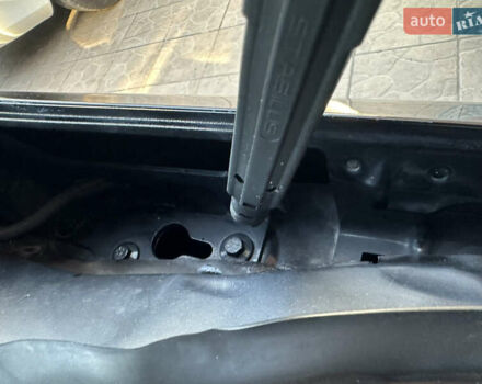 Черный Мерседес Ц-Класс, объемом двигателя 2 л и пробегом 199 тыс. км за 19800 $, фото 62 на Automoto.ua