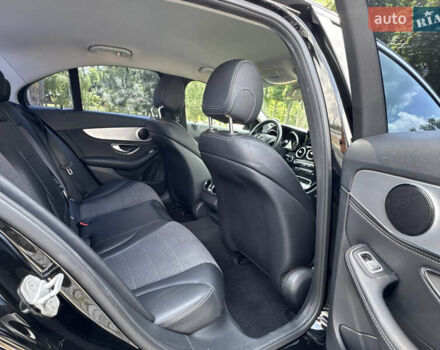 Черный Мерседес Ц-Класс, объемом двигателя 1.6 л и пробегом 232 тыс. км за 18777 $, фото 27 на Automoto.ua