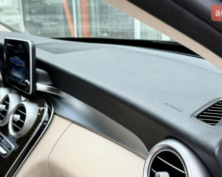 Черный Мерседес Ц-Класс, объемом двигателя 1.99 л и пробегом 235 тыс. км за 19500 $, фото 18 на Automoto.ua