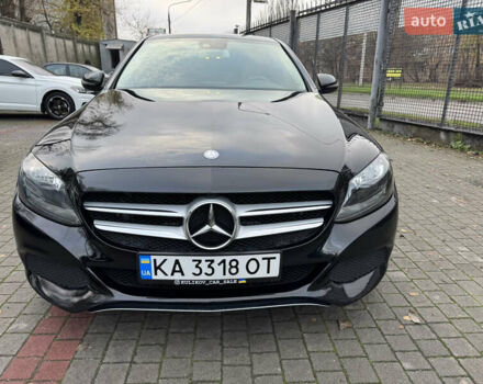 Черный Мерседес Ц-Класс, объемом двигателя 2 л и пробегом 235 тыс. км за 15000 $, фото 26 на Automoto.ua