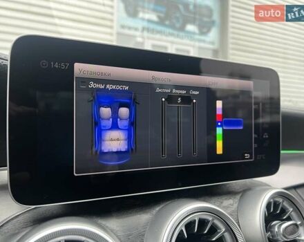 Мерседес Ц-Класс 2015 в Киеве на Automoto.ua Черный Мерседес Ц-Класс, объемом двигателя 3.98 л и пробегом 133 тыс. км за 38500 $, фото 37 на Automoto.ua