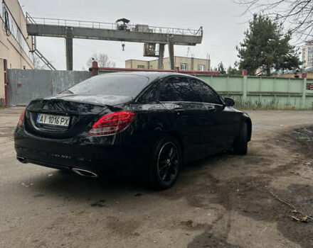 Черный Мерседес Ц-Класс, объемом двигателя 1.99 л и пробегом 190 тыс. км за 16999 $, фото 3 на Automoto.ua