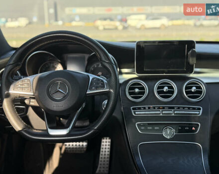 Черный Мерседес Ц-Класс, объемом двигателя 2 л и пробегом 175 тыс. км за 17500 $, фото 8 на Automoto.ua