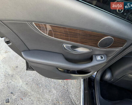 Чорний Мерседес Ц-Клас, об'ємом двигуна 1.99 л та пробігом 104 тис. км за 25000 $, фото 38 на Automoto.ua