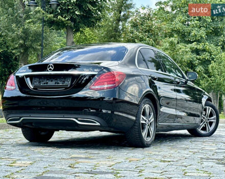 Черный Мерседес Ц-Класс, объемом двигателя 1.6 л и пробегом 232 тыс. км за 18777 $, фото 76 на Automoto.ua