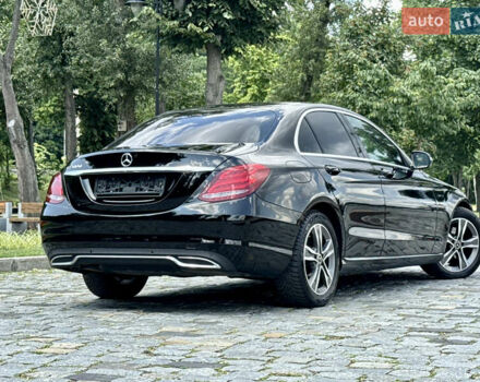 Черный Мерседес Ц-Класс, объемом двигателя 1.6 л и пробегом 232 тыс. км за 18777 $, фото 77 на Automoto.ua