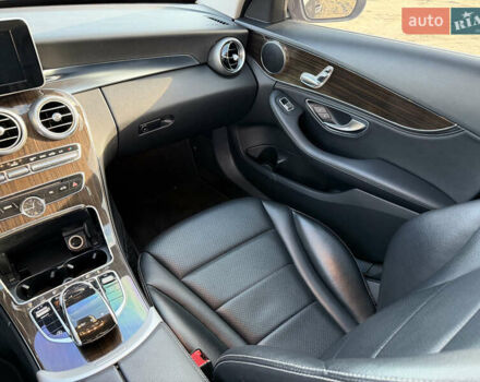 Чорний Мерседес Ц-Клас, об'ємом двигуна 1.99 л та пробігом 104 тис. км за 25000 $, фото 43 на Automoto.ua