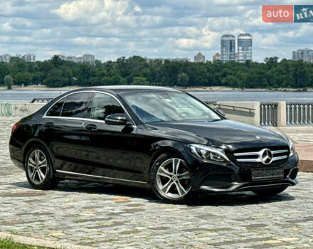 Черный Мерседес Ц-Класс, объемом двигателя 1.6 л и пробегом 232 тыс. км за 18777 $, фото 82 на Automoto.ua