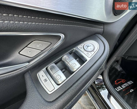 Черный Мерседес Ц-Класс, объемом двигателя 1.6 л и пробегом 232 тыс. км за 18777 $, фото 9 на Automoto.ua