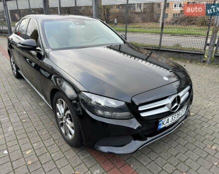 Черный Мерседес Ц-Класс, объемом двигателя 2 л и пробегом 235 тыс. км за 15000 $, фото 27 на Automoto.ua