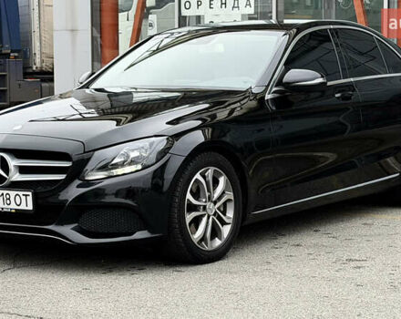Черный Мерседес Ц-Класс, объемом двигателя 1.99 л и пробегом 235 тыс. км за 19500 $, фото 2 на Automoto.ua
