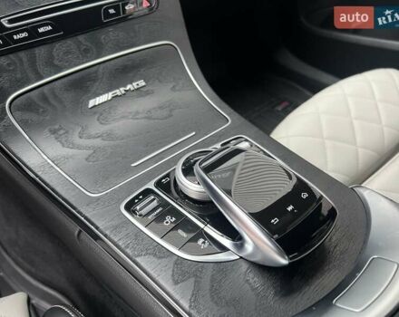 Мерседес Ц-Класс 2015 в Киеве на Automoto.ua Черный Мерседес Ц-Класс, объемом двигателя 3.98 л и пробегом 133 тыс. км за 38500 $, фото 17 на Automoto.ua