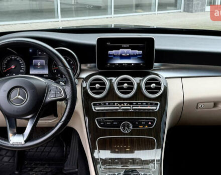 Черный Мерседес Ц-Класс, объемом двигателя 1.99 л и пробегом 235 тыс. км за 19500 $, фото 27 на Automoto.ua