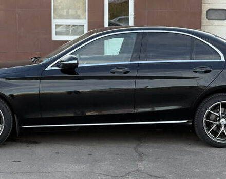 Чорний Мерседес Ц-Клас, об'ємом двигуна 1.99 л та пробігом 170 тис. км за 16500 $, фото 3 на Automoto.ua