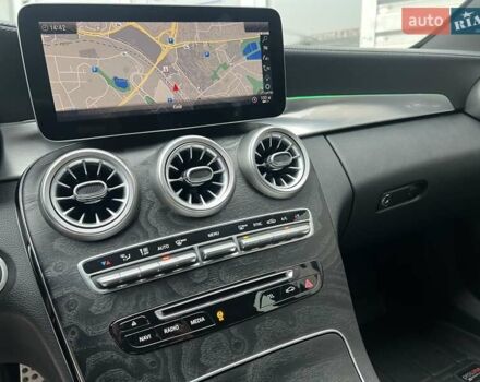 Мерседес Ц-Класс 2015 в Киеве на Automoto.ua Черный Мерседес Ц-Класс, объемом двигателя 3.98 л и пробегом 133 тыс. км за 38500 $, фото 18 на Automoto.ua