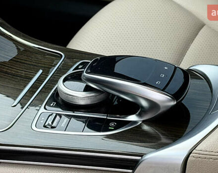 Черный Мерседес Ц-Класс, объемом двигателя 1.99 л и пробегом 235 тыс. км за 19500 $, фото 28 на Automoto.ua