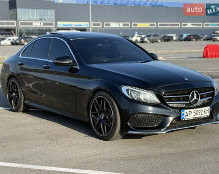 Черный Мерседес Ц-Класс, объемом двигателя 2 л и пробегом 175 тыс. км за 17500 $, фото 2 на Automoto.ua