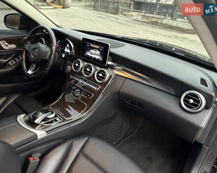 Черный Мерседес Ц-Класс, объемом двигателя 2 л и пробегом 98 тыс. км за 22500 $, фото 23 на Automoto.ua