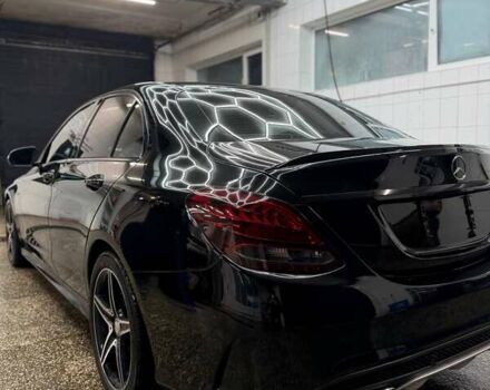 Чорний Мерседес Ц-Клас, об'ємом двигуна 3 л та пробігом 130 тис. км за 25000 $, фото 3 на Automoto.ua