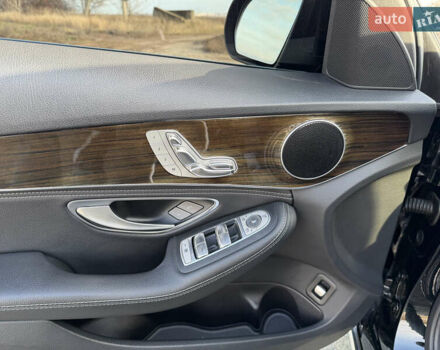 Чорний Мерседес Ц-Клас, об'ємом двигуна 1.99 л та пробігом 104 тис. км за 25000 $, фото 29 на Automoto.ua