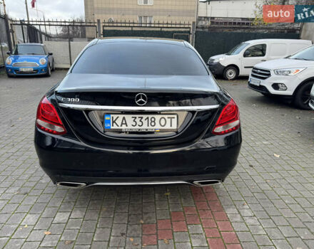 Черный Мерседес Ц-Класс, объемом двигателя 2 л и пробегом 235 тыс. км за 15000 $, фото 6 на Automoto.ua