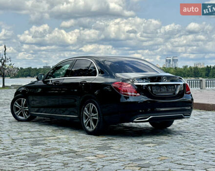 Черный Мерседес Ц-Класс, объемом двигателя 1.6 л и пробегом 232 тыс. км за 18777 $, фото 58 на Automoto.ua