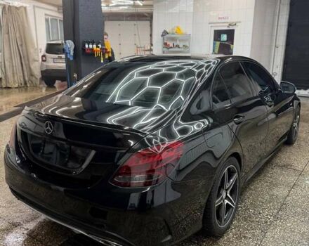 Чорний Мерседес Ц-Клас, об'ємом двигуна 3 л та пробігом 130 тис. км за 25000 $, фото 4 на Automoto.ua
