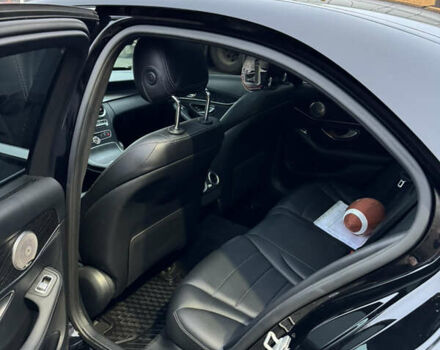 Черный Мерседес Ц-Класс, объемом двигателя 2 л и пробегом 204 тыс. км за 17000 $, фото 7 на Automoto.ua