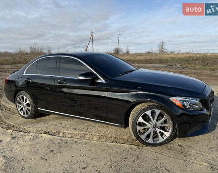 Чорний Мерседес Ц-Клас, об'ємом двигуна 1.99 л та пробігом 104 тис. км за 25000 $, фото 7 на Automoto.ua