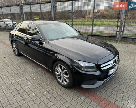 Черный Мерседес Ц-Класс, объемом двигателя 2 л и пробегом 235 тыс. км за 15000 $, фото 8 на Automoto.ua